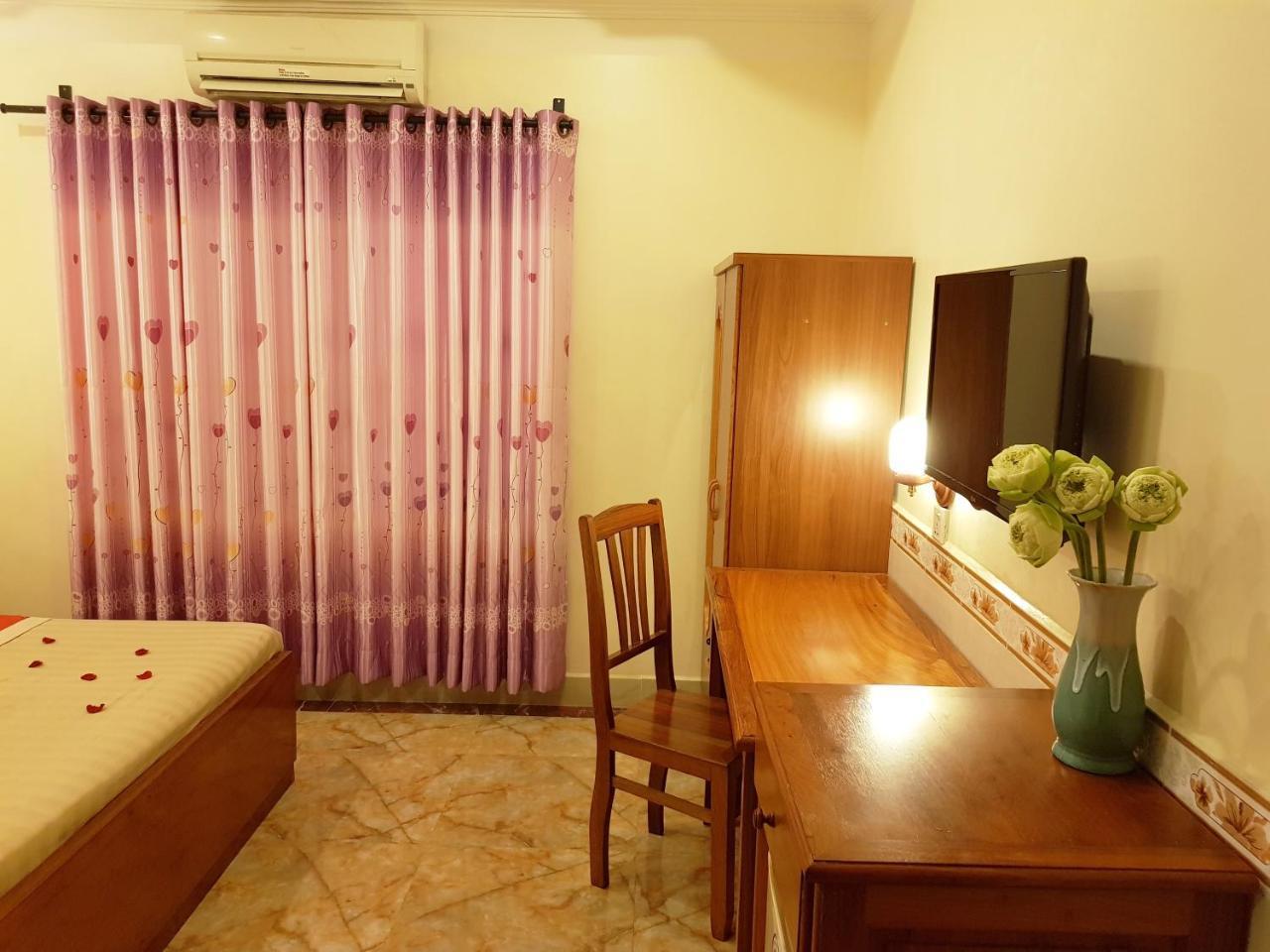 Fancy Guesthouse Phnom Penh Esterno foto