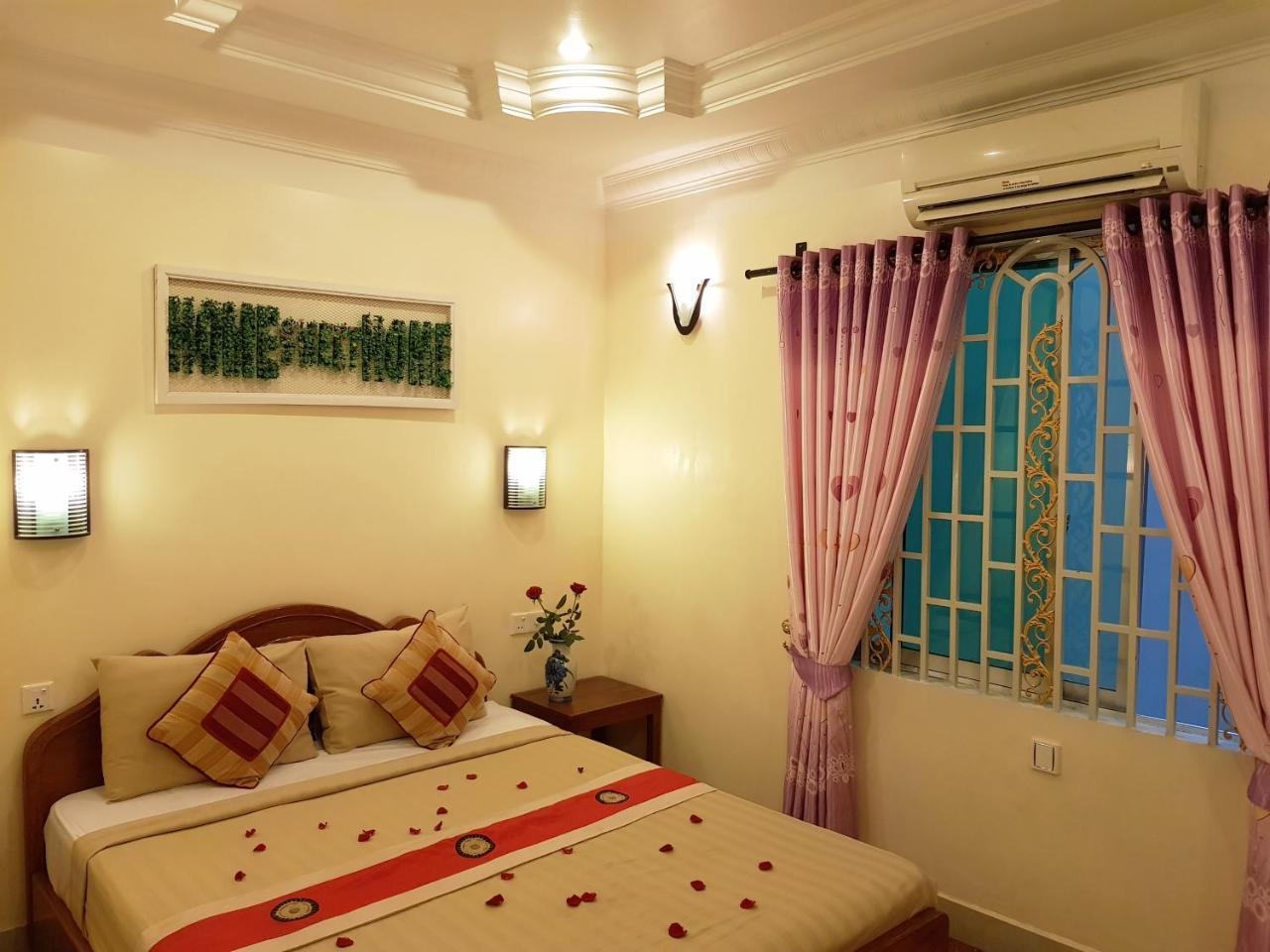 Fancy Guesthouse Phnom Penh Esterno foto